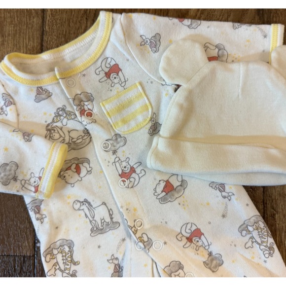 Disney Baby Other - Disney Baby Bundle Preemie Winnie Pooh Outfit Hat Gender Neutral Yellow
